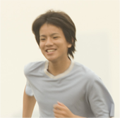 松葉杖を使うほどの足首捻挫が2週間程で (10代:男性)